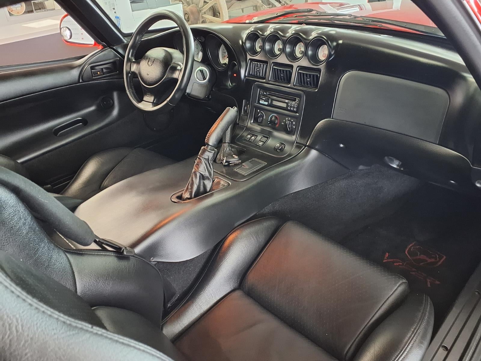 1997 Dodge Viper GTS