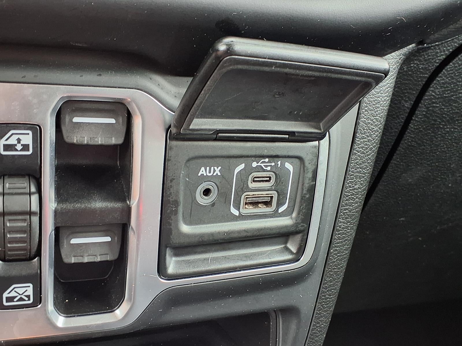 2021 Jeep Wrangler Unlimited Sahara Altitude