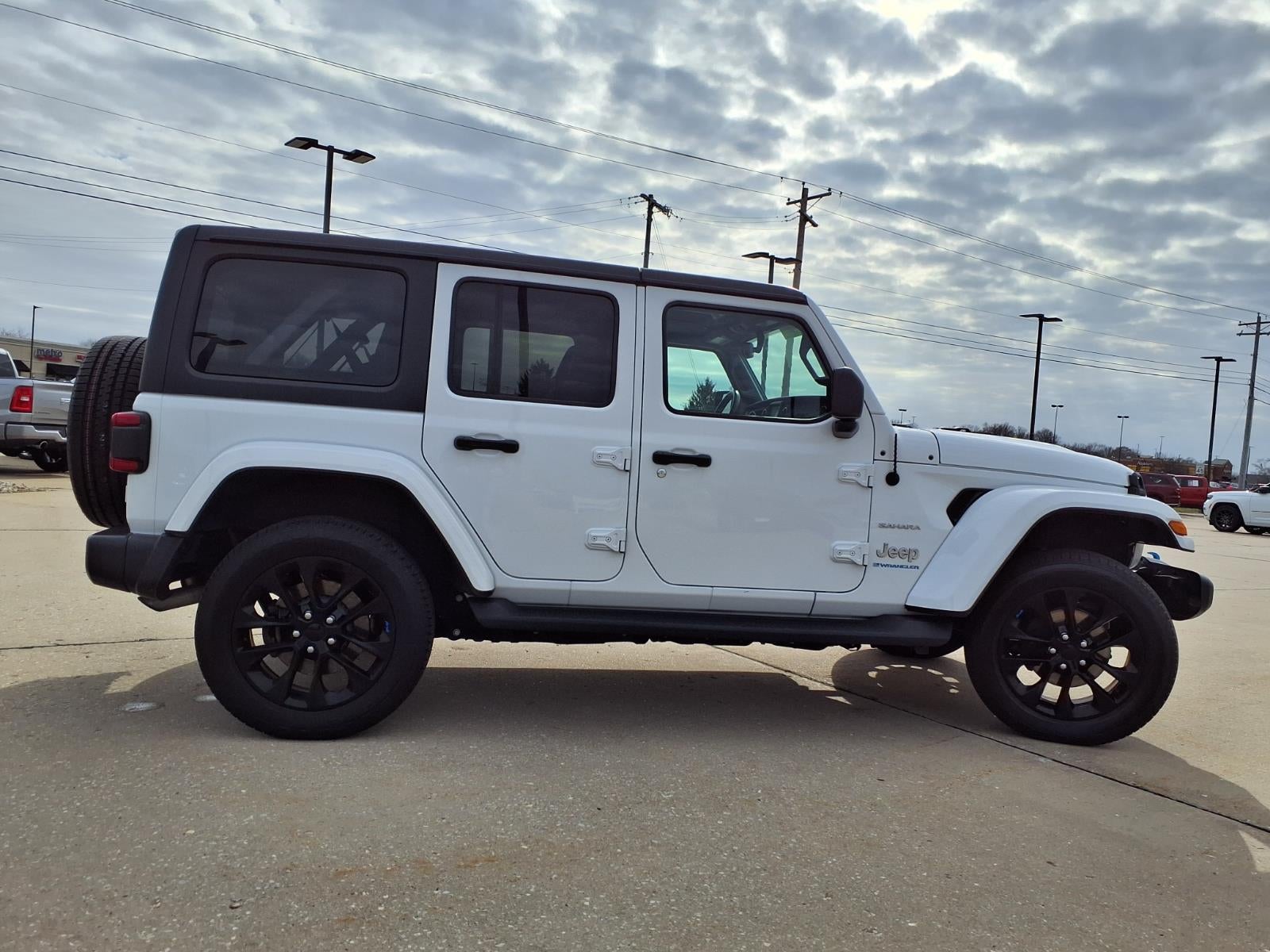 2023 Jeep Wrangler Sahara 4xe