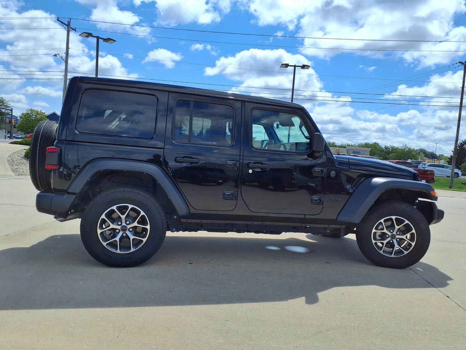 2025 Jeep Wrangler Sport S