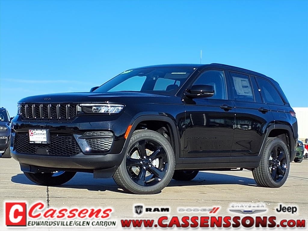 2025 Jeep Grand Cherokee Laredo