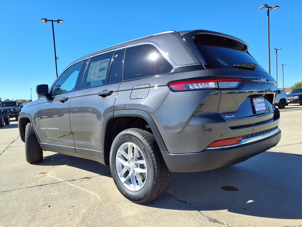 2025 Jeep Grand Cherokee Laredo