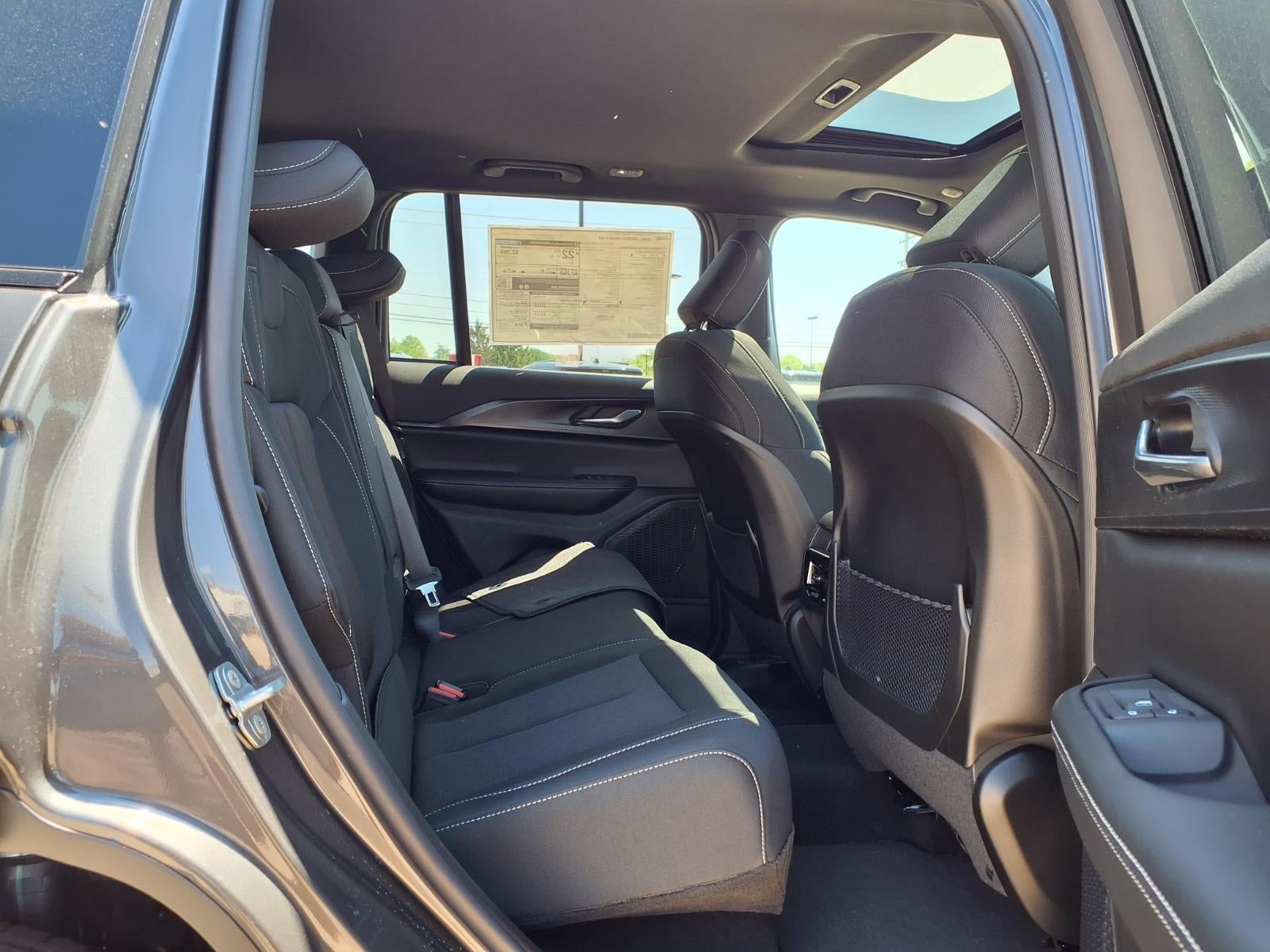 2026 Jeep Grand Cherokee Laredo X