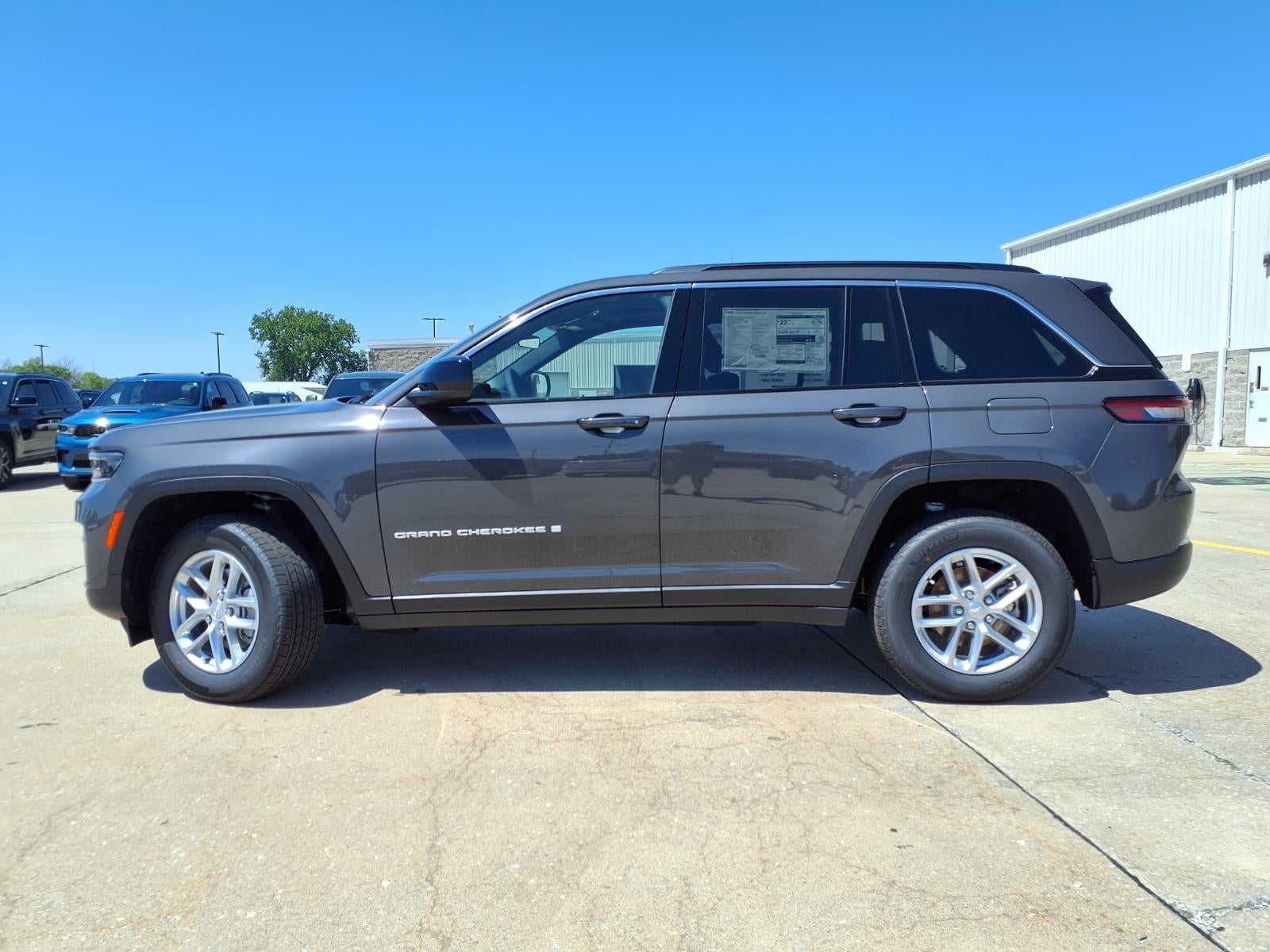 2026 Jeep Grand Cherokee Laredo X