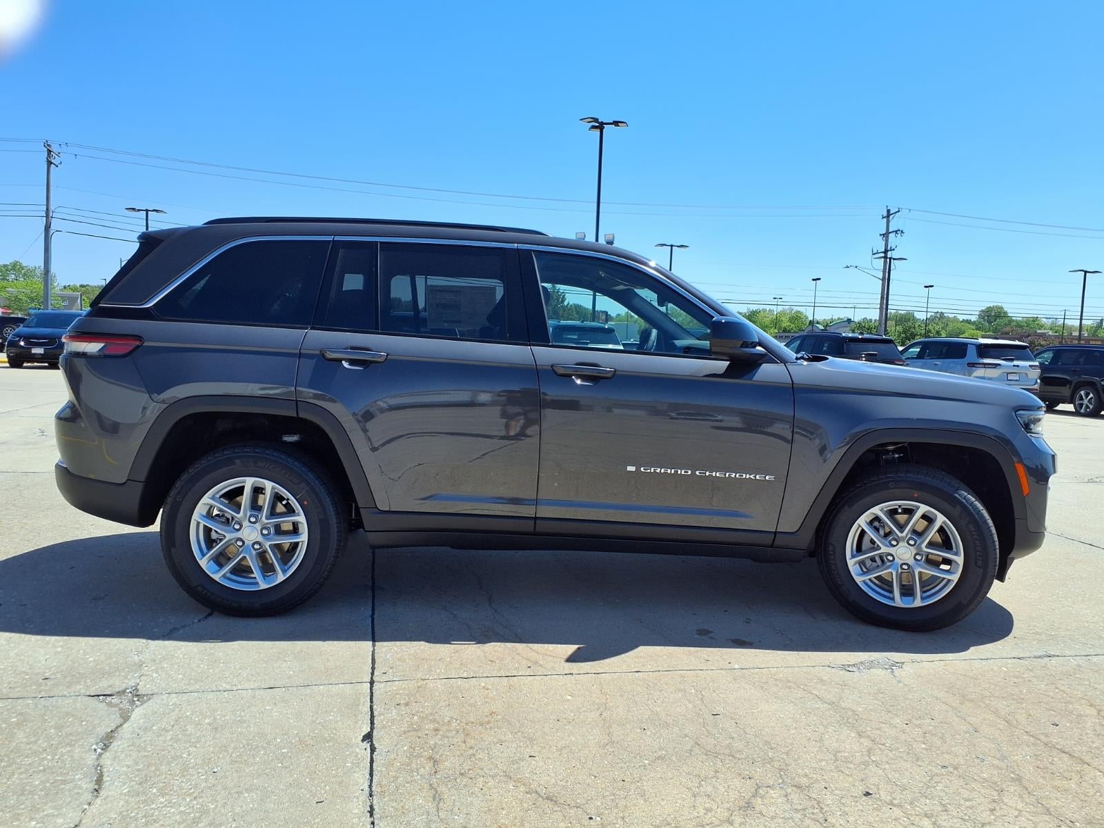 2026 Jeep Grand Cherokee Laredo X