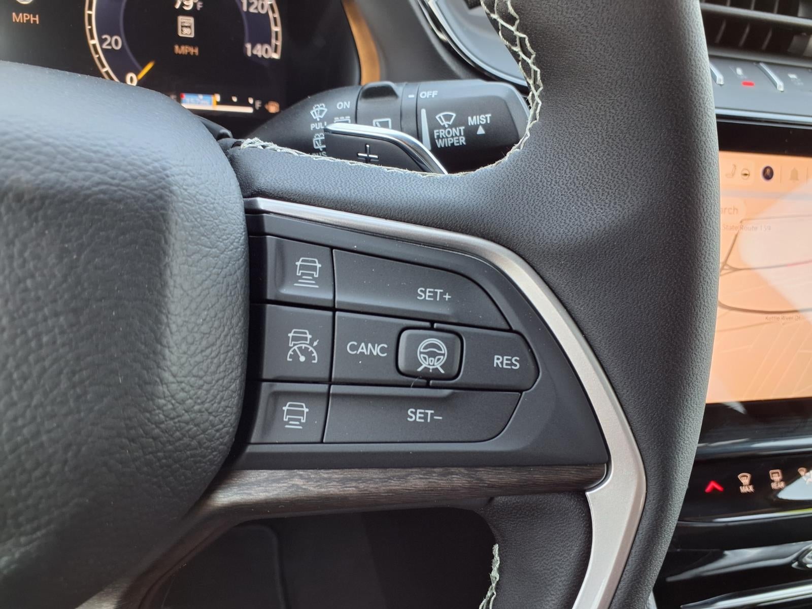 2026 Jeep Grand Cherokee Laredo Altitude