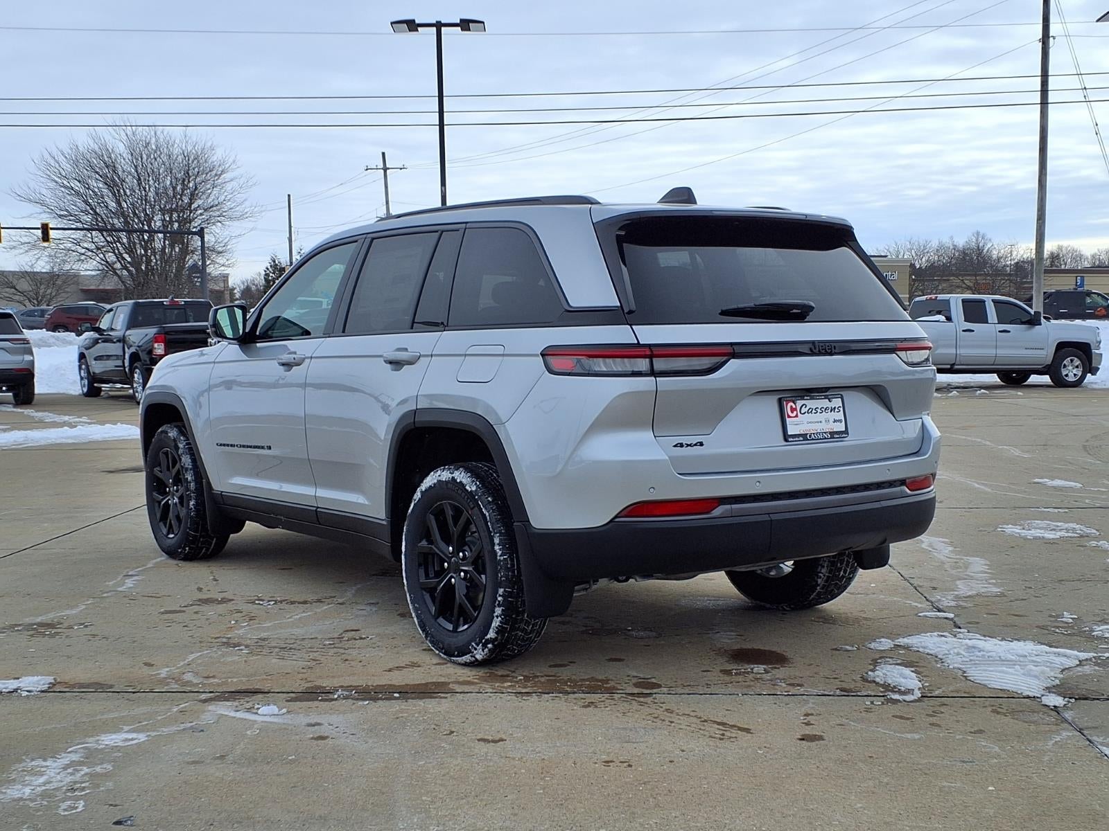 2026 Jeep Grand Cherokee Laredo