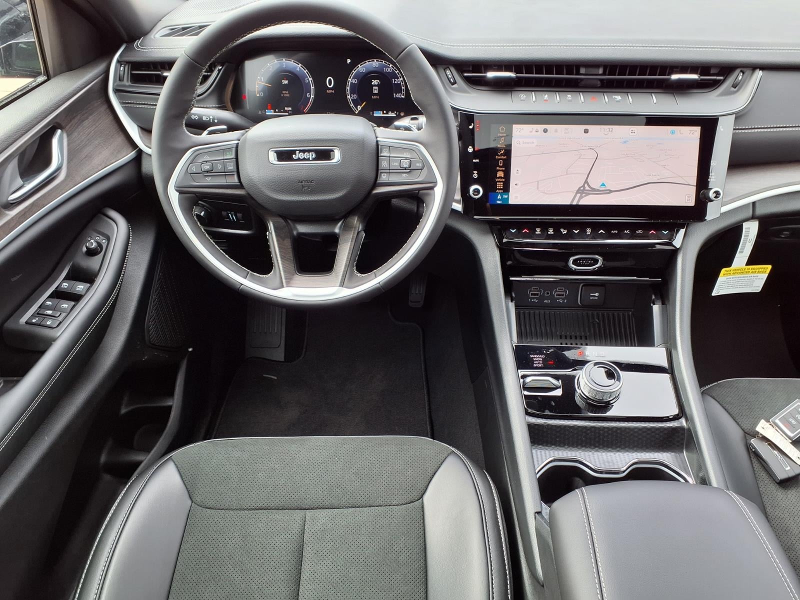 2026 Jeep Grand Cherokee Laredo