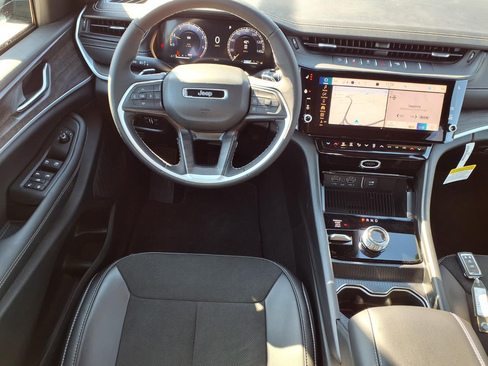 2026 Jeep Grand Cherokee Laredo