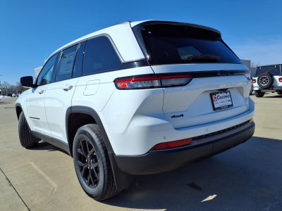 2026 Jeep Grand Cherokee Laredo