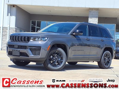 2026 Jeep Grand Cherokee Laredo Altitude