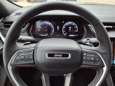 2026 Jeep Grand Cherokee Laredo Altitude