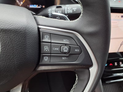 2026 Jeep Grand Cherokee Laredo Altitude