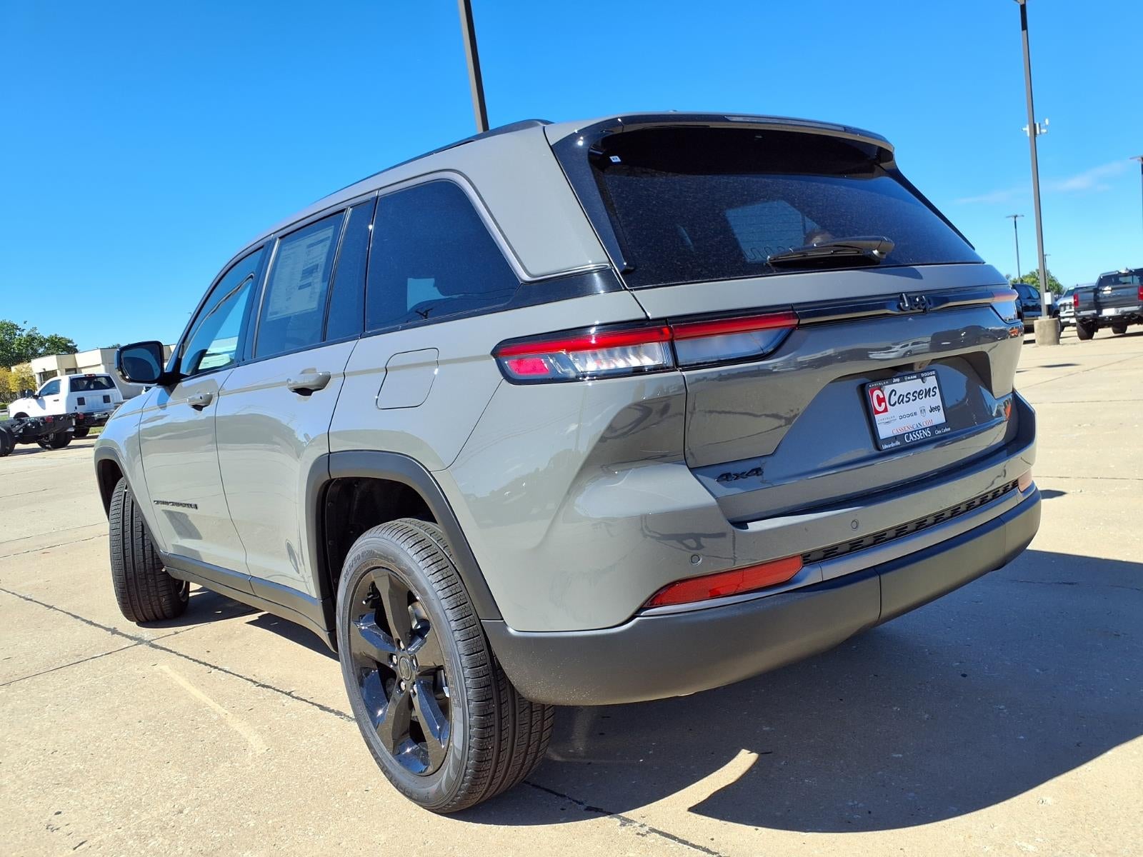 2027 Jeep Grand Cherokee Limited