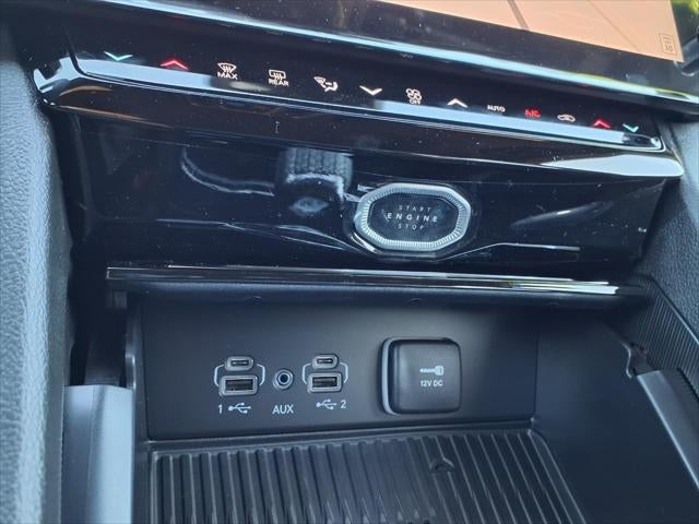 2027 Jeep Grand Cherokee Limited Reserve