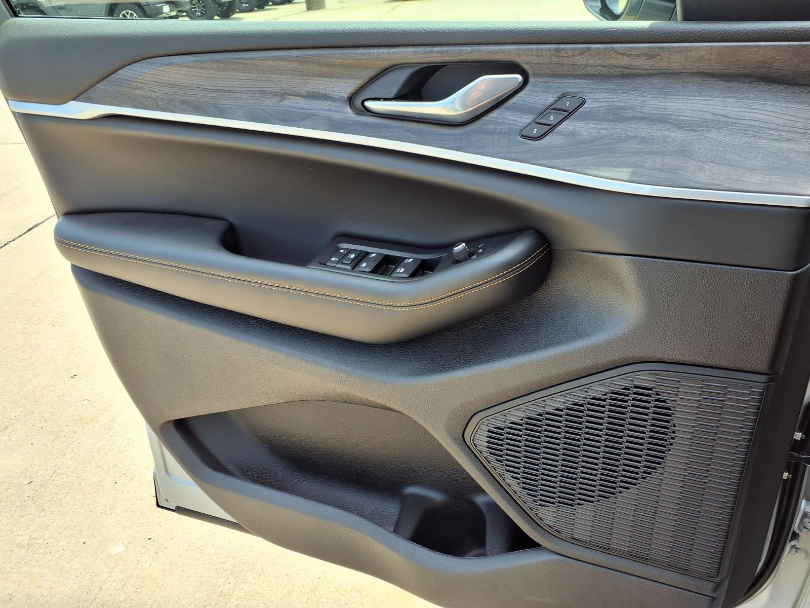 2026 Jeep Grand Cherokee 85th Anniversary Edition