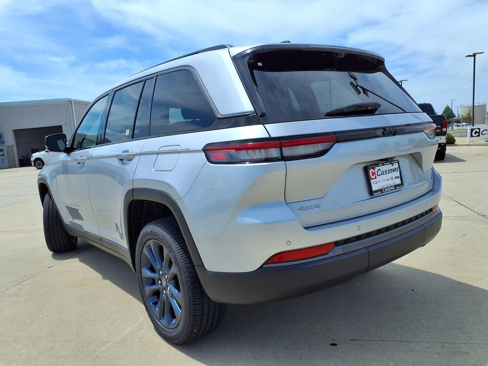 2026 Jeep Grand Cherokee 85th Anniversary Edition