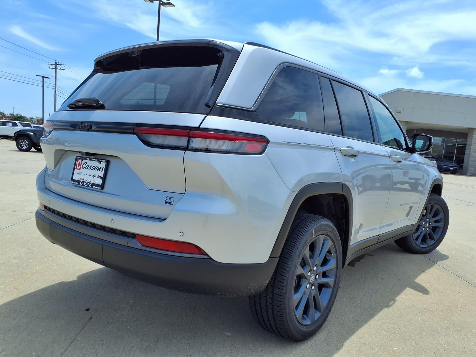 2026 Jeep Grand Cherokee 85th Anniversary Edition