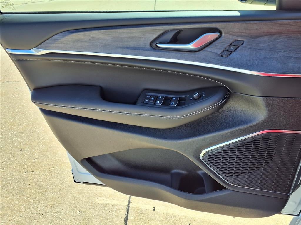 2025 Jeep Grand Cherokee Overland