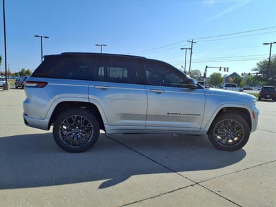2025 Jeep Grand Cherokee Summit Reserve