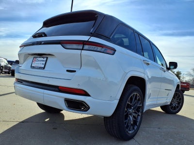 2025 Jeep Grand Cherokee Summit
