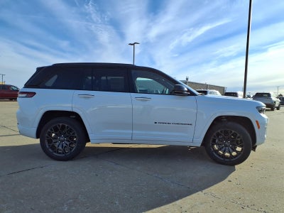 2025 Jeep Grand Cherokee Summit