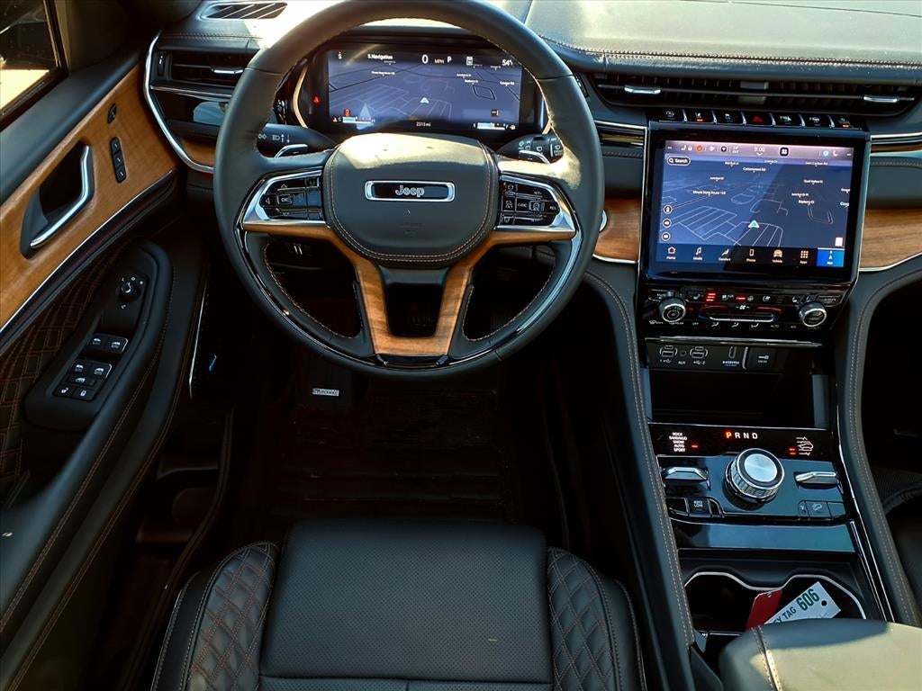 2025 Jeep Grand Cherokee Summit Reserve