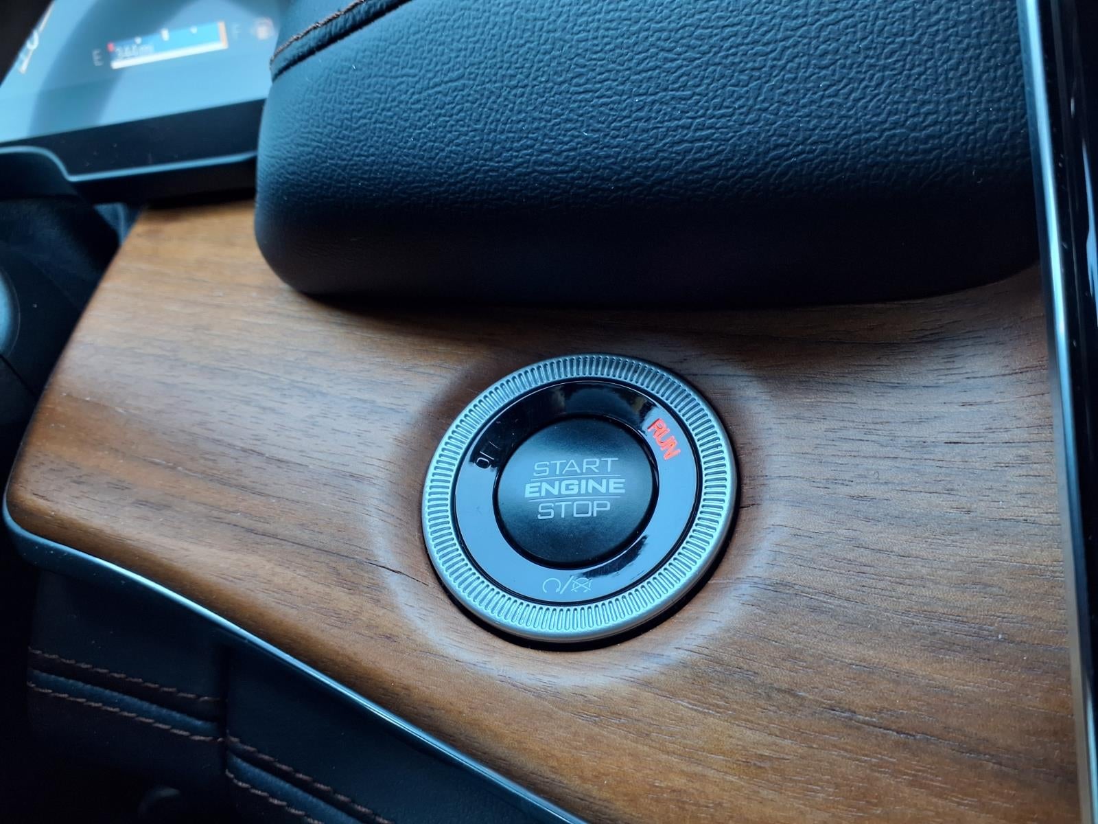 2025 Jeep Grand Cherokee Summit Reserve