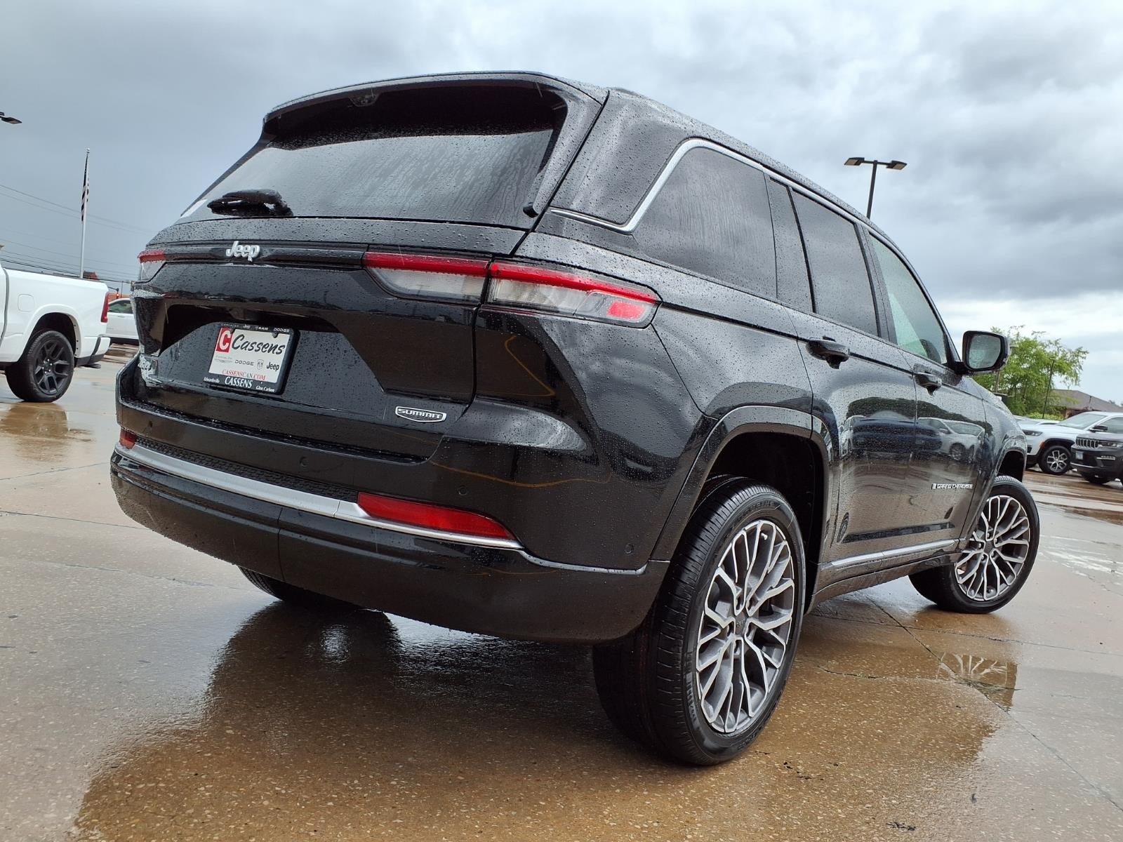 2026 Jeep Grand Cherokee Summit