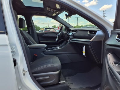 2026 Jeep Grand Cherokee L Laredo