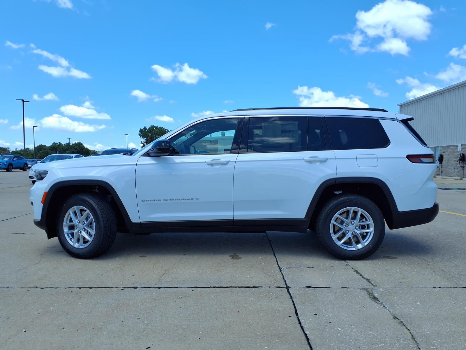 2026 Jeep Grand Cherokee L Laredo