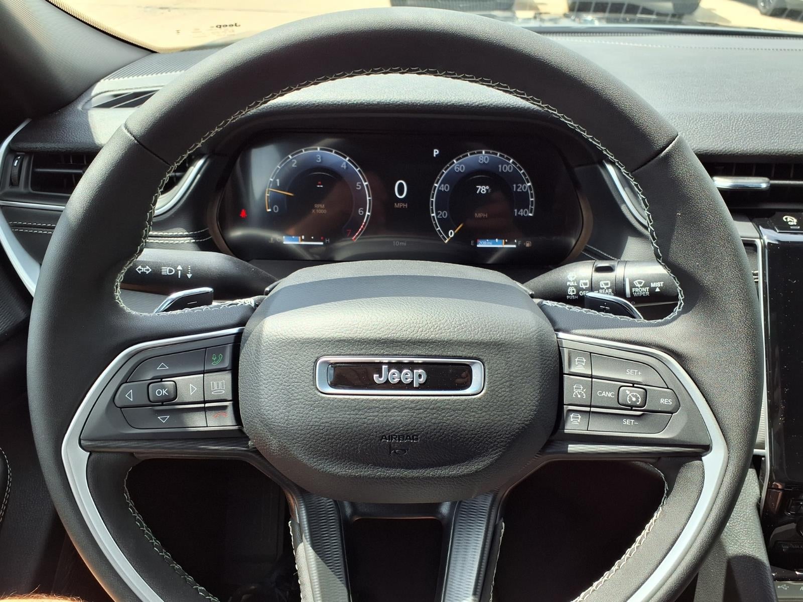 2026 Jeep Grand Cherokee L Laredo