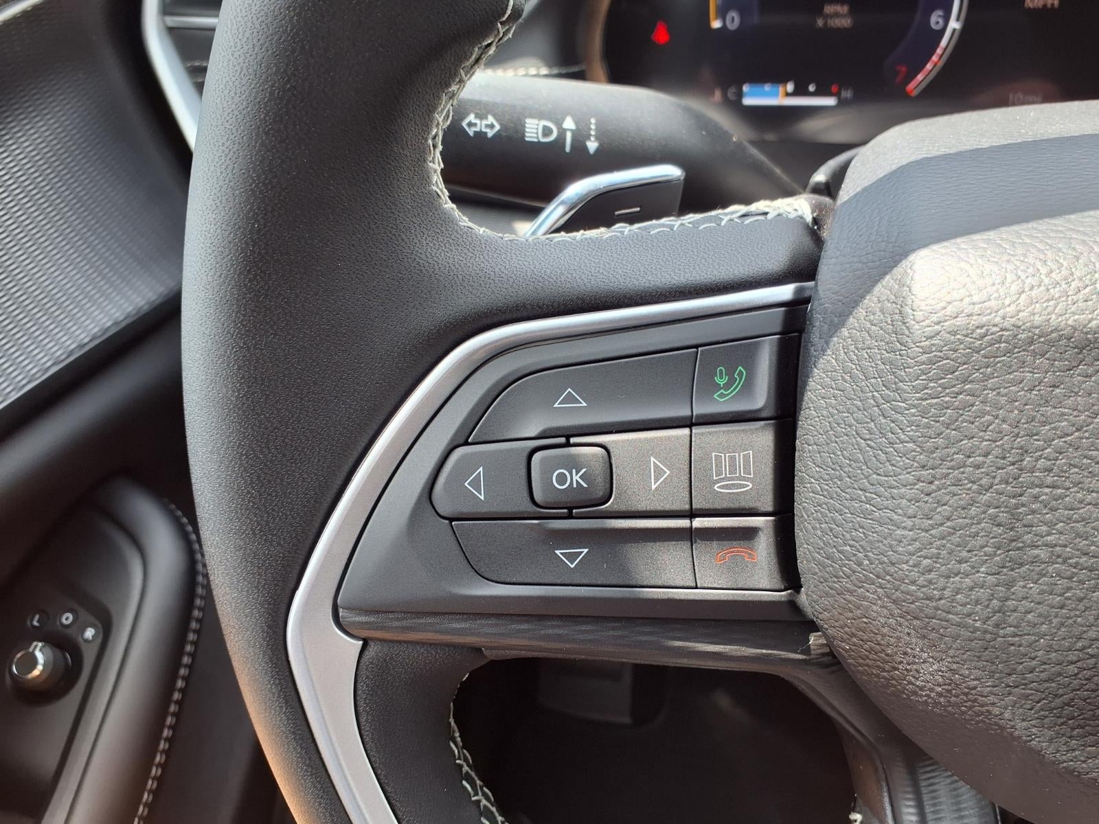 2026 Jeep Grand Cherokee L Laredo