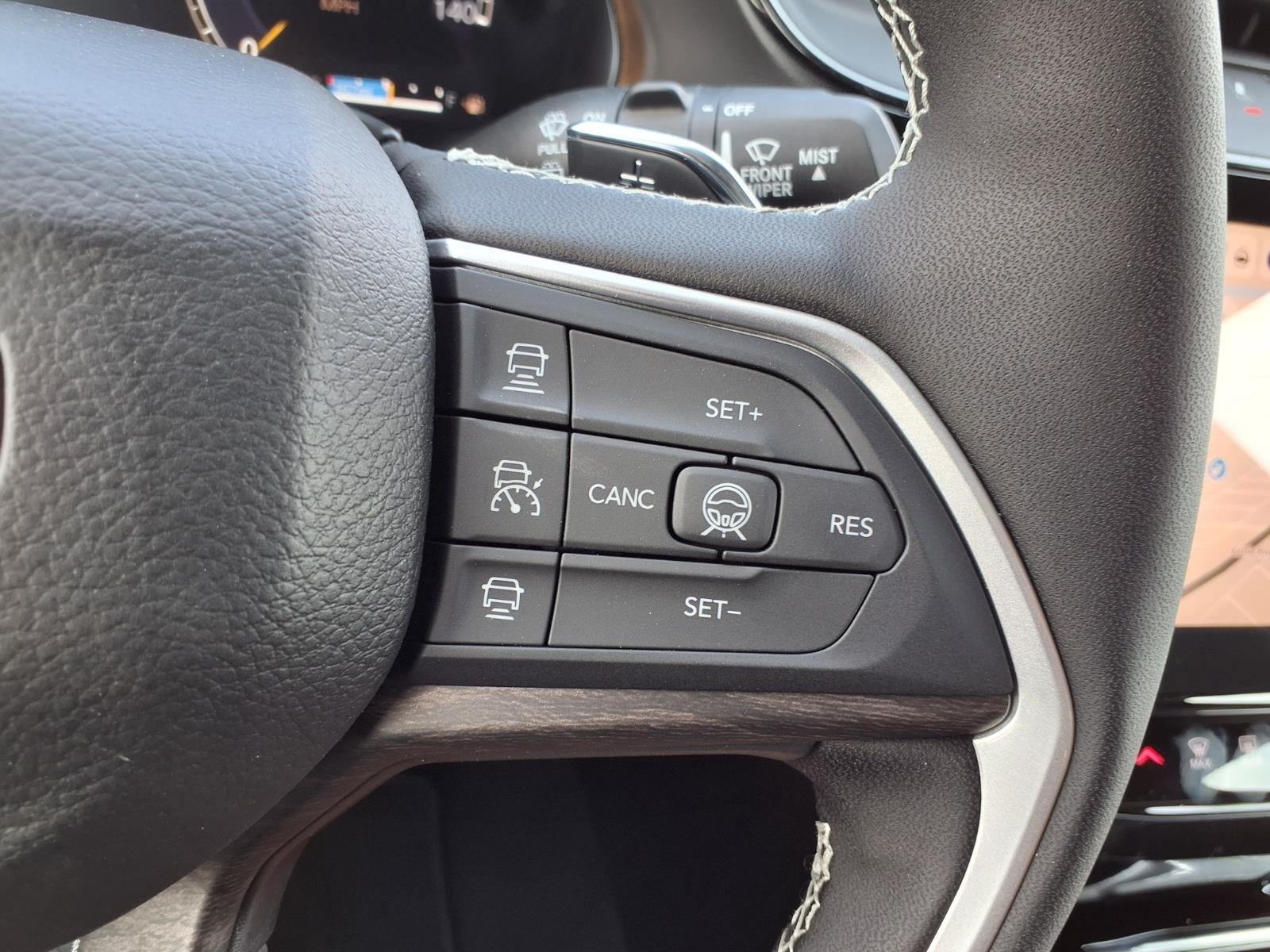 2026 Jeep Grand Cherokee L Laredo