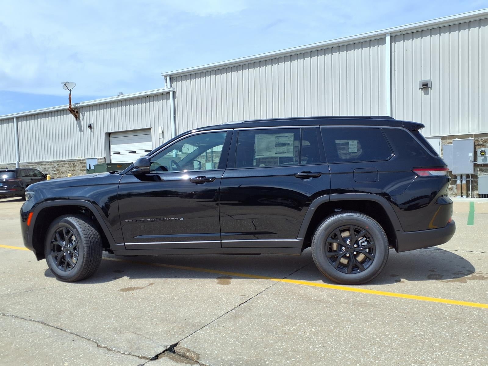 2026 Jeep Grand Cherokee L Laredo