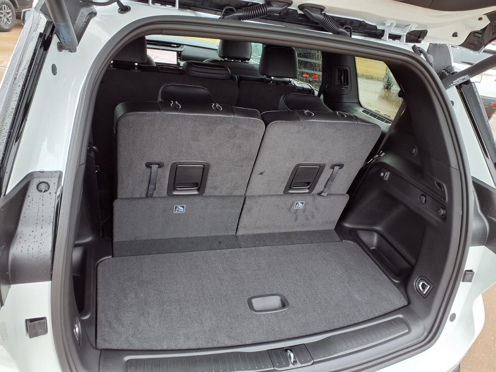 2026 Jeep Grand Cherokee L Laredo