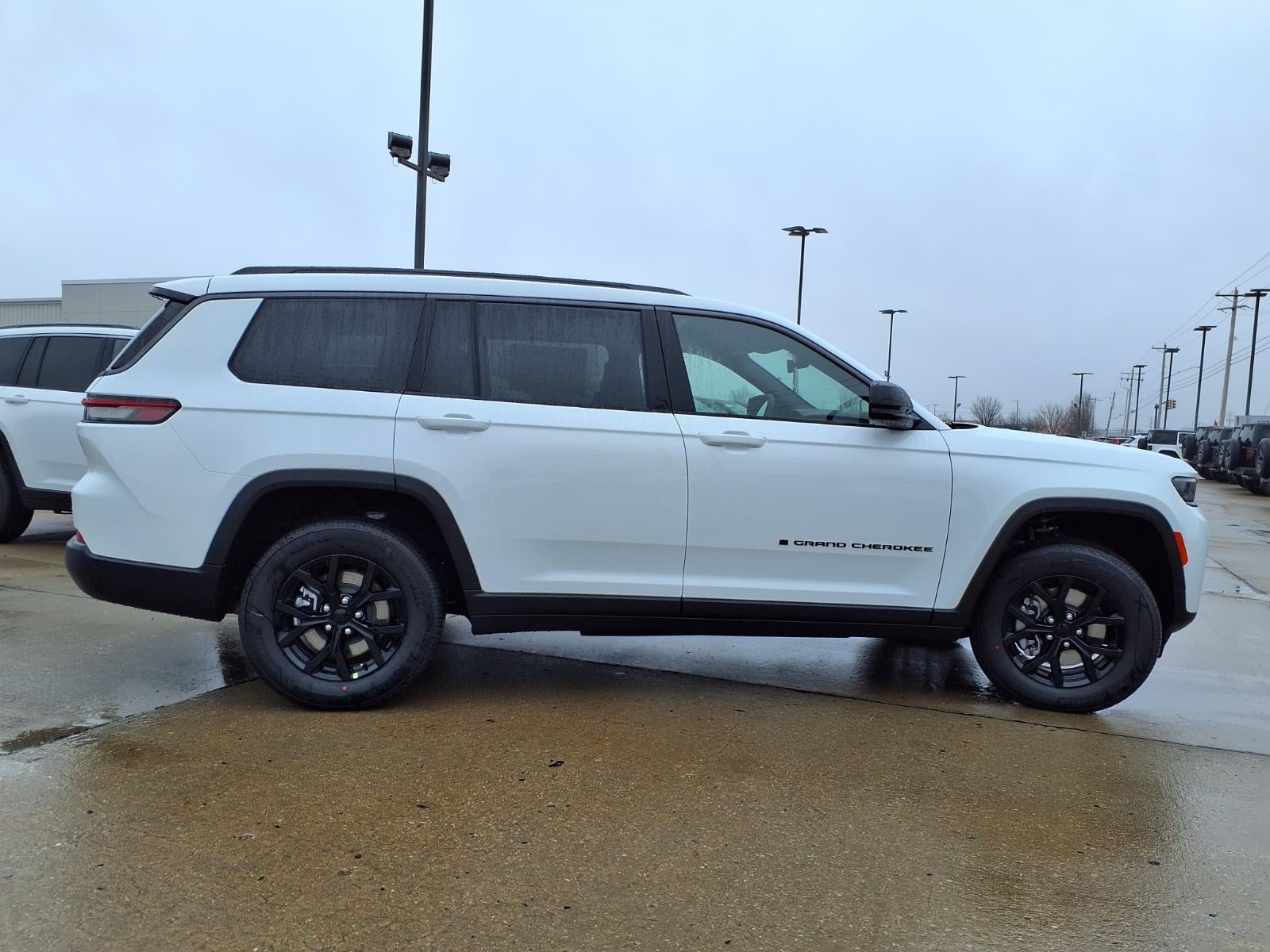 2026 Jeep Grand Cherokee L Laredo