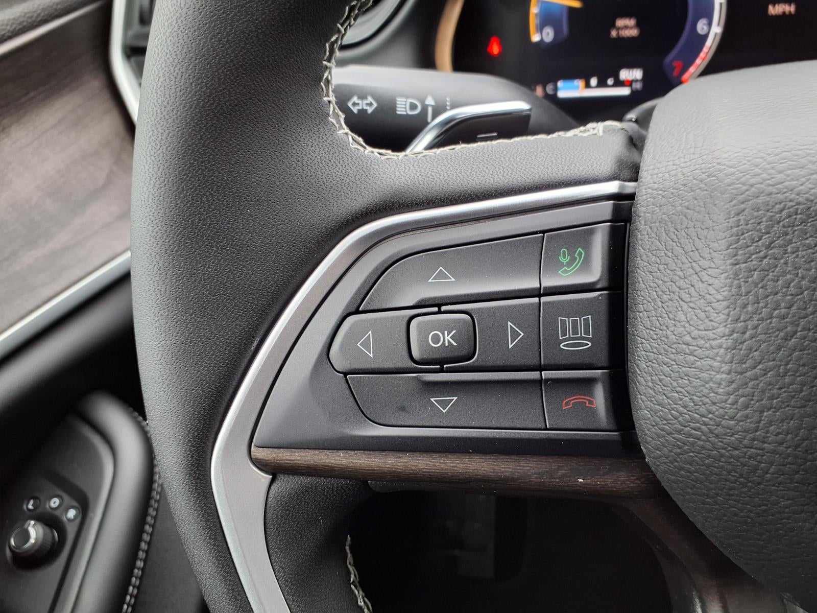 2026 Jeep Grand Cherokee L Laredo