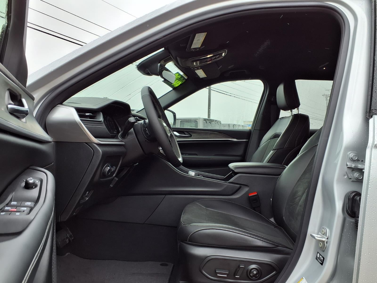 2026 Jeep Grand Cherokee L Laredo