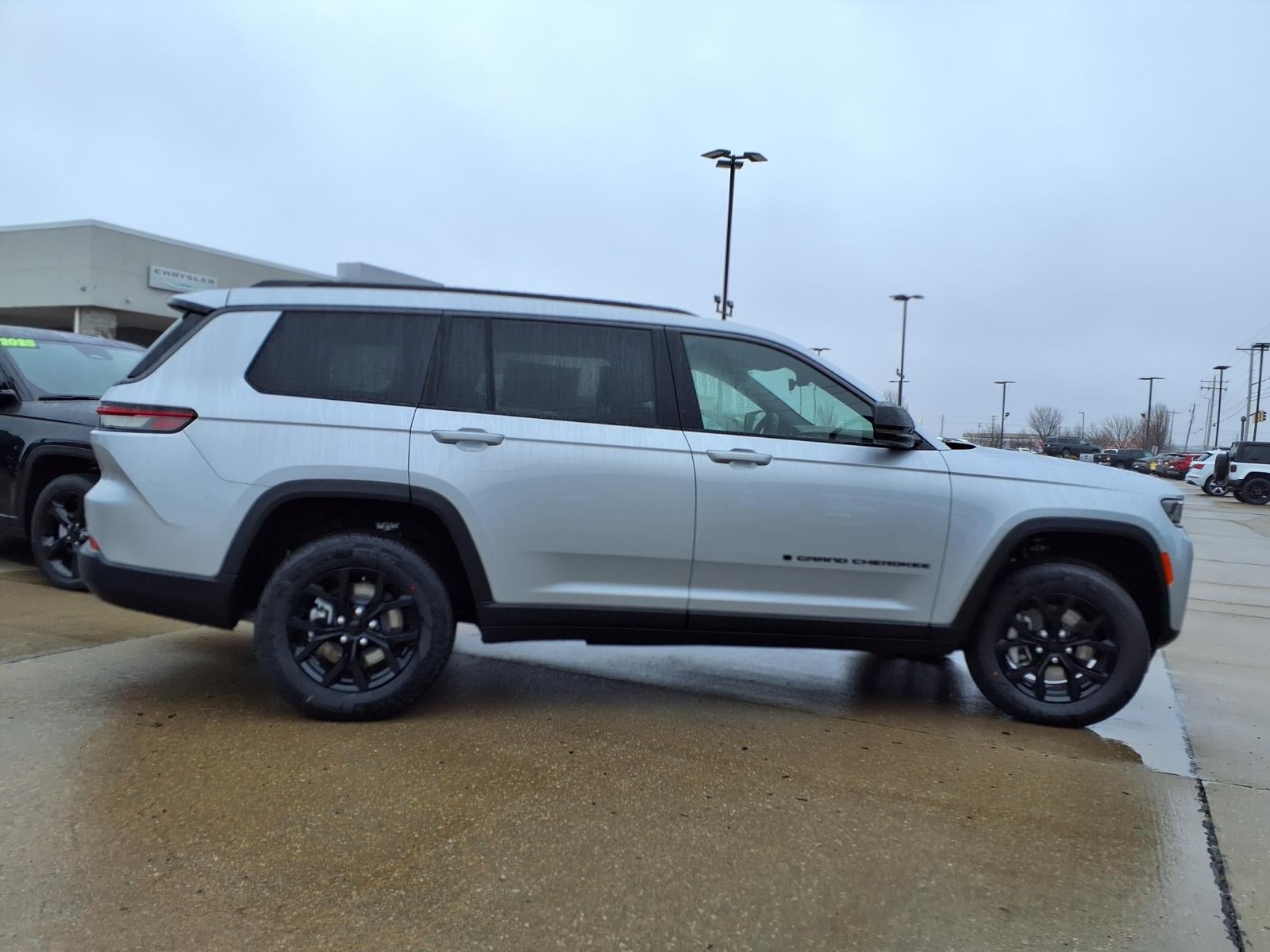 2026 Jeep Grand Cherokee L Laredo