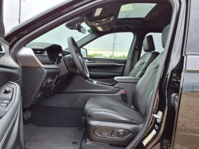 2026 Jeep Grand Cherokee L Laredo