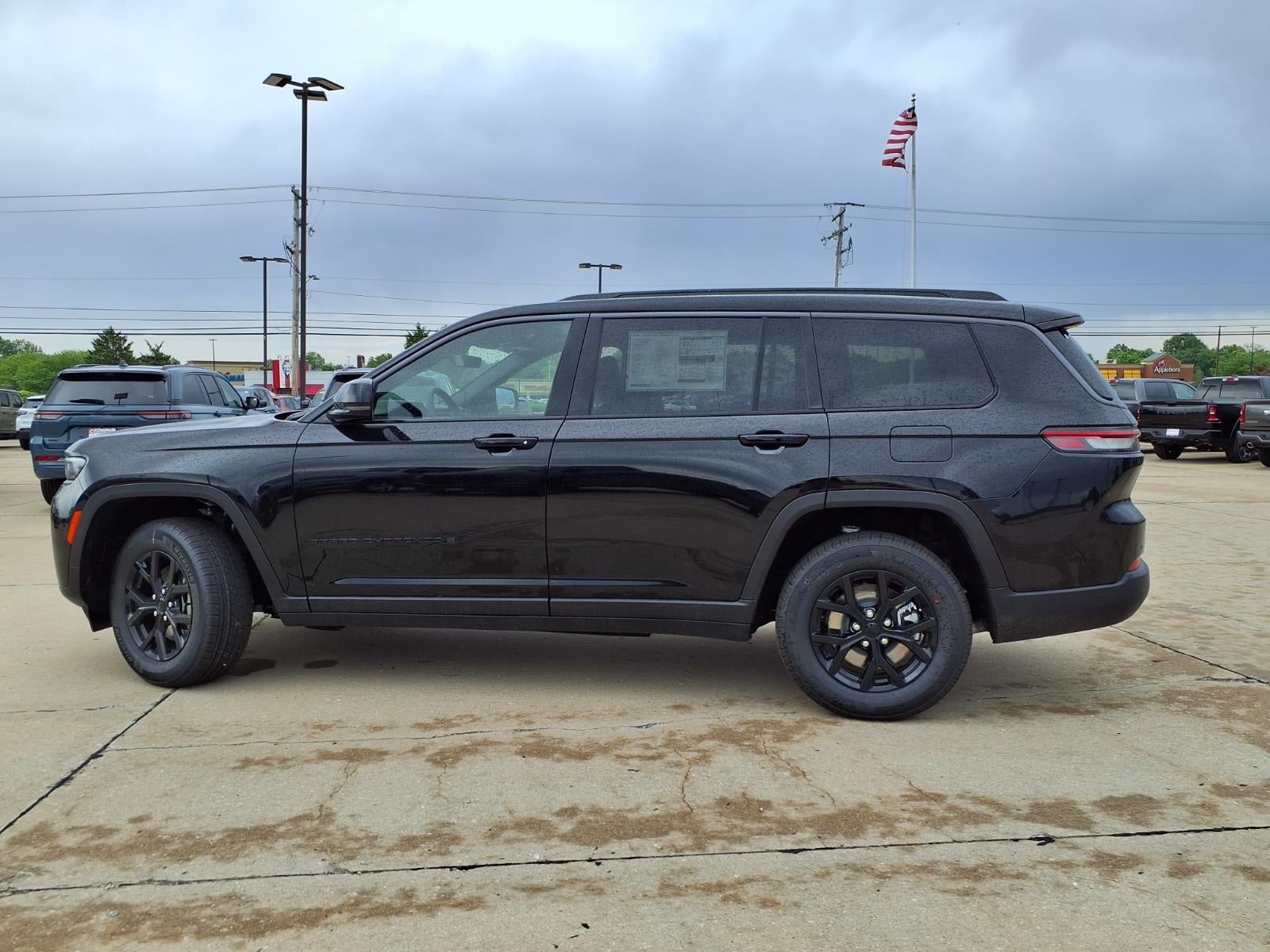 2026 Jeep Grand Cherokee L Laredo