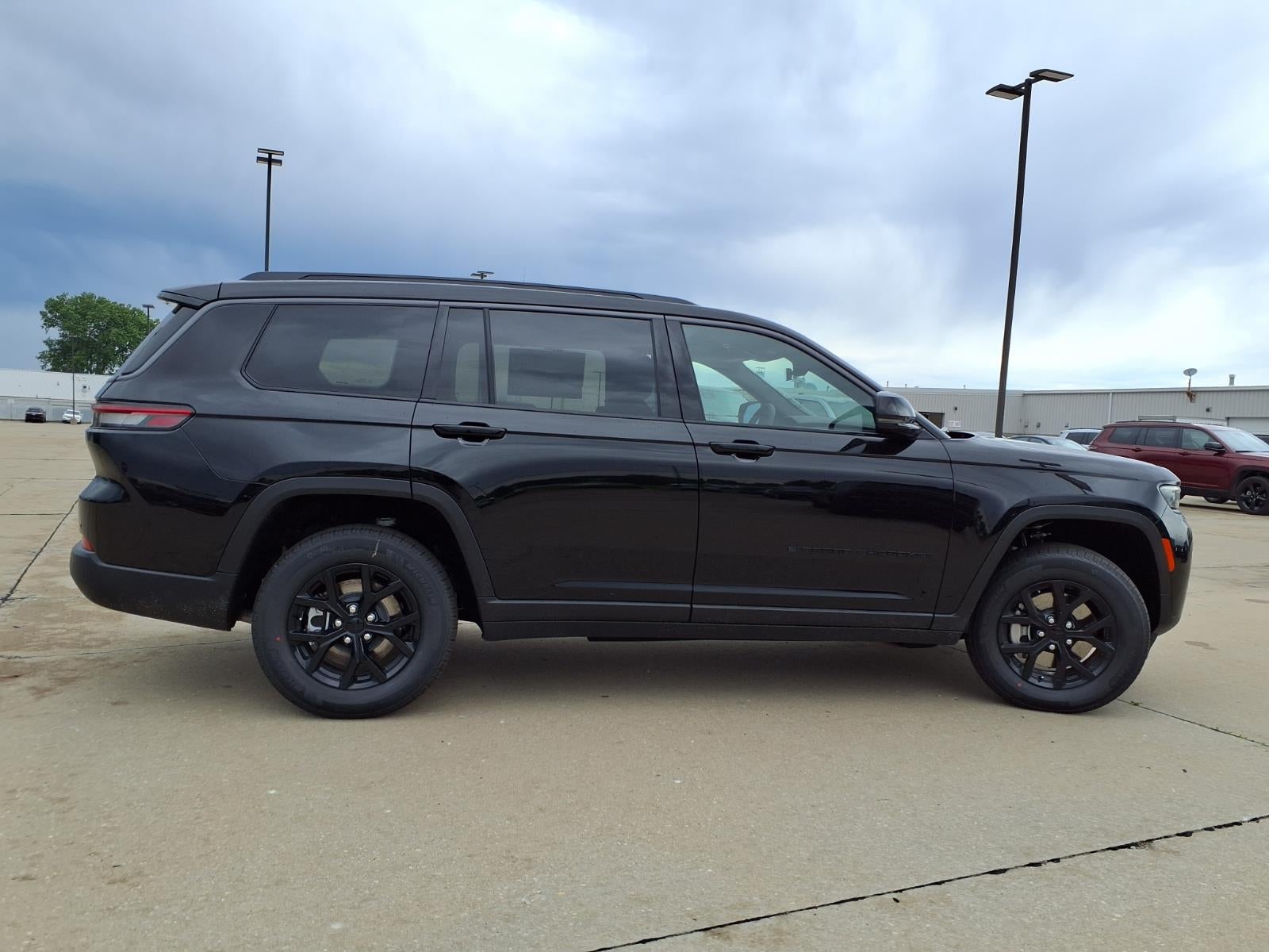 2026 Jeep Grand Cherokee L Laredo