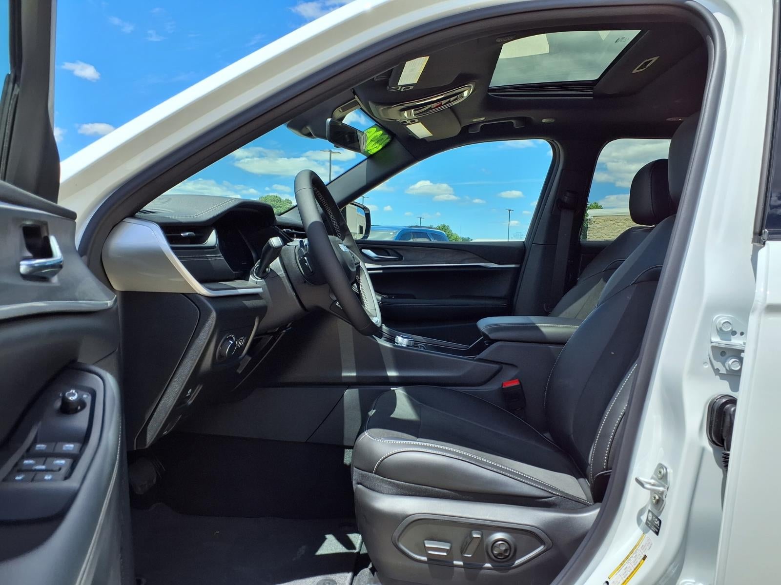 2026 Jeep Grand Cherokee L Altitude