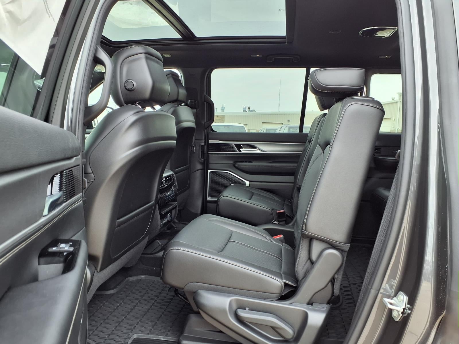 2026 Jeep Grand Wagoneer 4x4