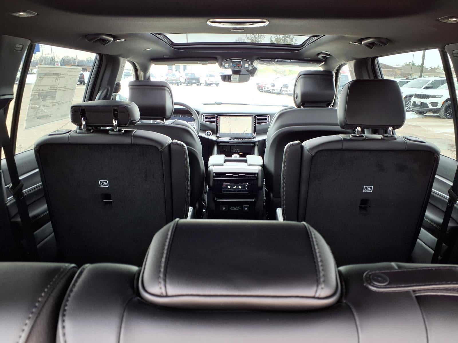 2026 Jeep Grand Wagoneer 4x4