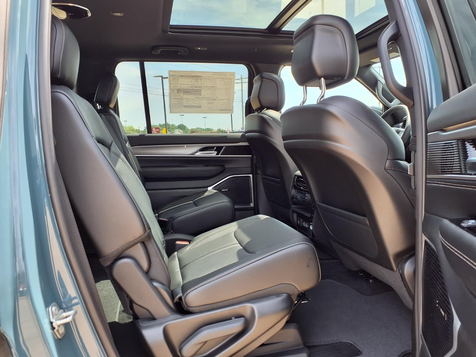 2026 Jeep Grand Wagoneer Base