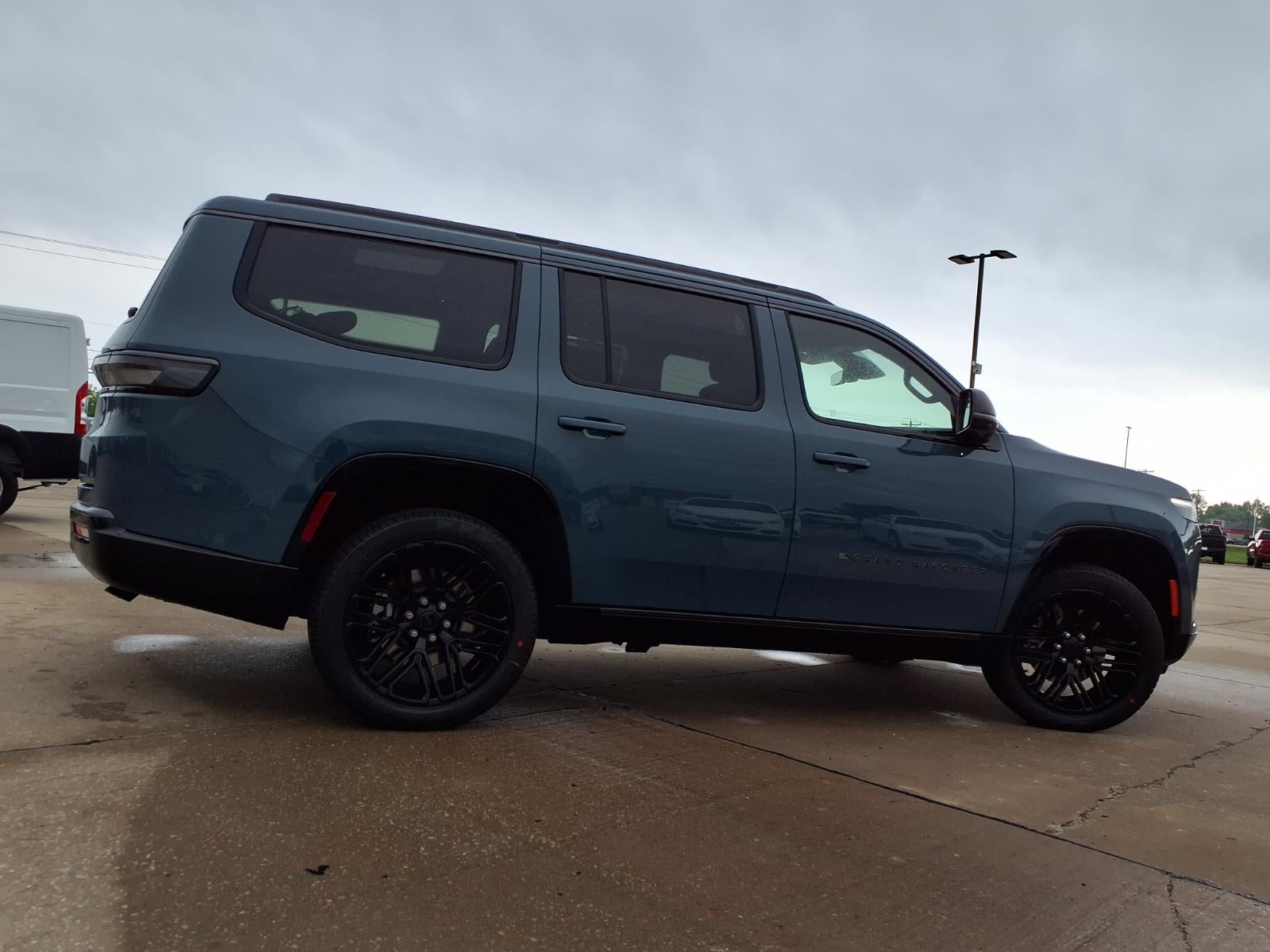 2026 Jeep Grand Wagoneer Limited Reserve