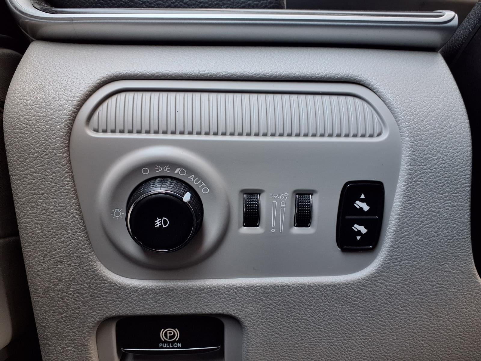 2023 Jeep Wagoneer Series III