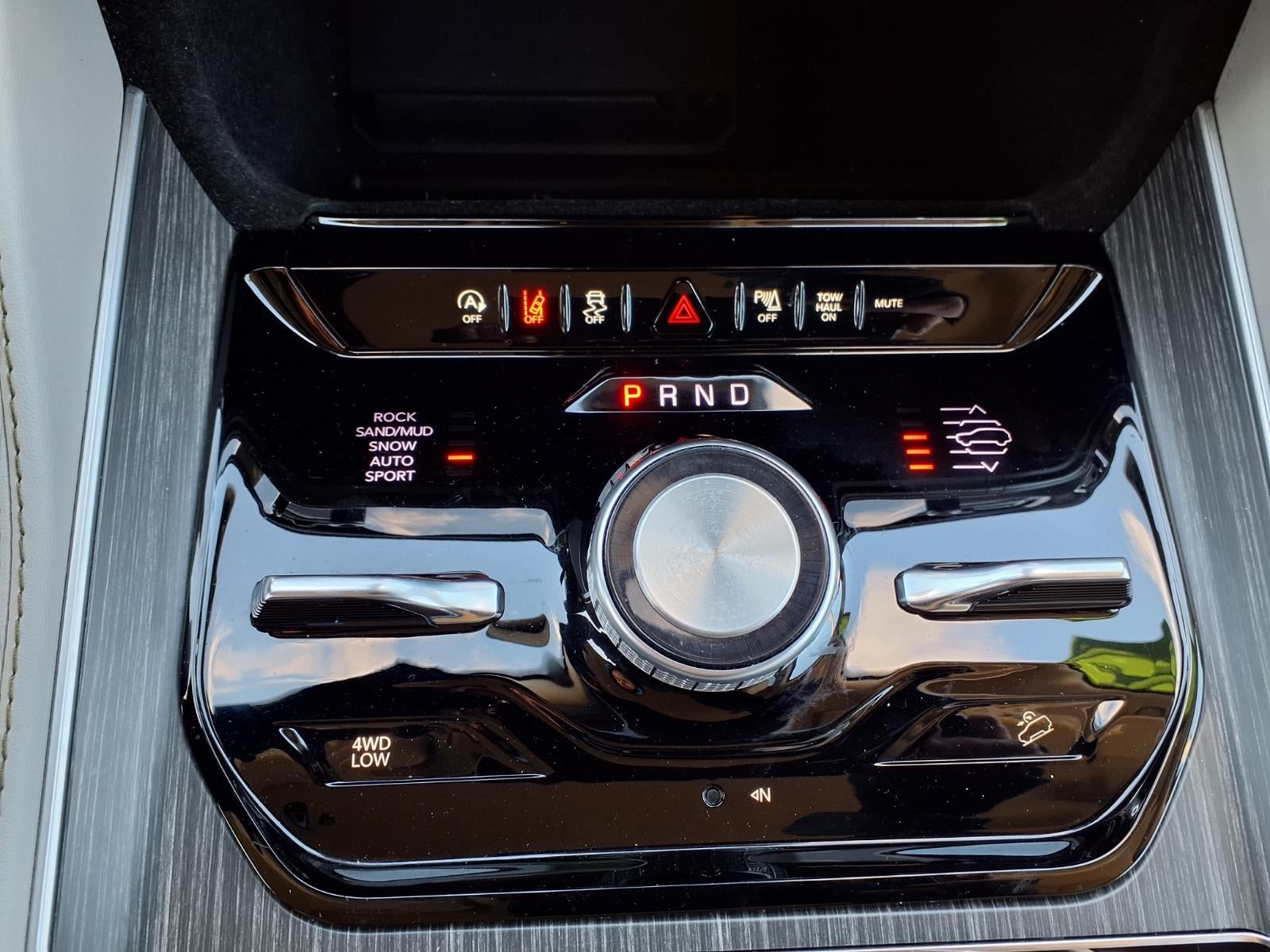 2023 Jeep Wagoneer Series III